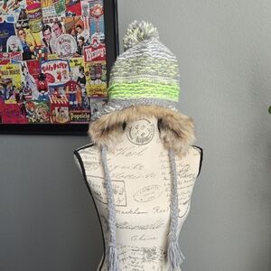 Abercrombie & Fitch Cream and Brown Faux Fur Hat